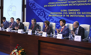 В рамках АЭФ прошла Глобальная конференция «Профессиональный государственный аппарат для успешной реализации институциональных реформ»